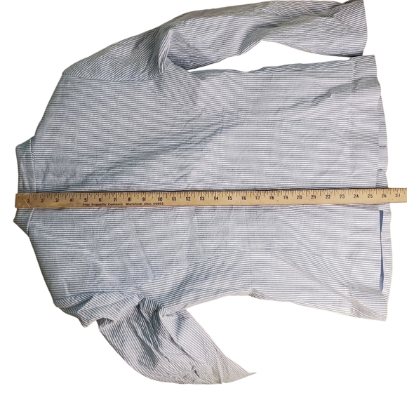 Talbots Blue and White Striped Blazer. Seersucker. 8 - Picture 9 of 9